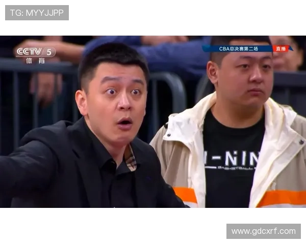 杨鸣谈末节差口气为球员减压