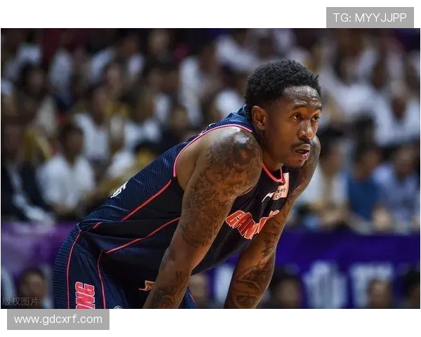 广东三将成软肋球队攻守陷绝境 广东三将成软肋球队攻守陷绝境